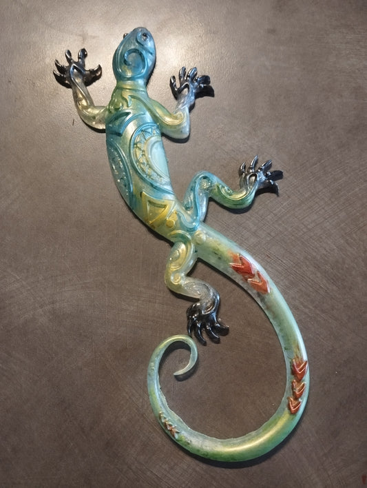 Charmant lézard décoratif en résine époxy